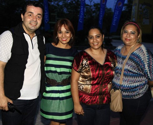 Pepsi lanza campaña de fútbol 2014