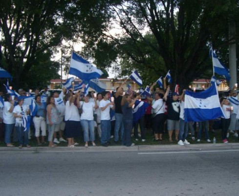 Hondureños en Miami protestarán contra deportación de niños migrantes