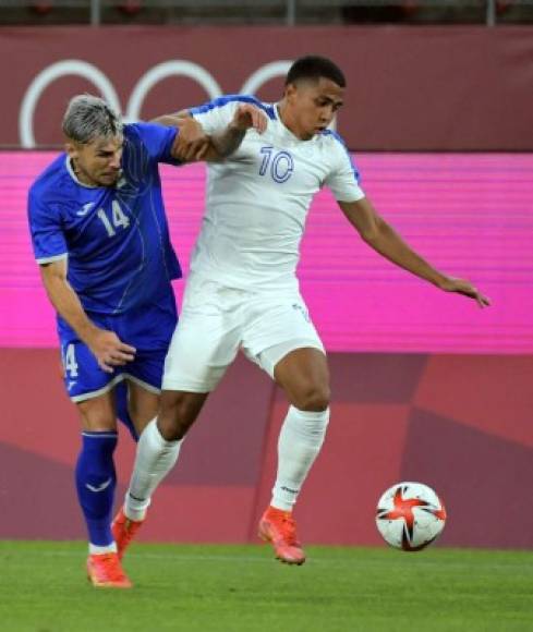 Las imágenes de la derrota de Honduras ante Rumania en Tokio: Tristeza, infortunio de Casildo, lesión de Alex Güity y los gritos de Falero