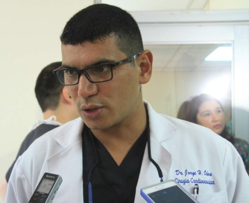 Con éxito realizan primera operación a corazón abierto en el Rivas