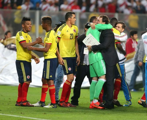 Colombia se clasifica al Mundial y Perú alcanza la repesca