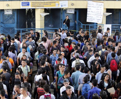 Unah registra unos 30,000 estudiantes prematriculados en solo dos días