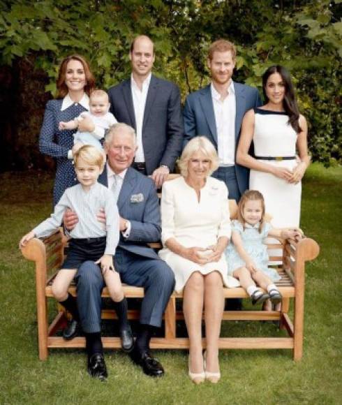 La serie ha impactado en Reino Unido, donde una reciente encuesta muestra que más del 50% de los británicos prefiere que sea el príncipe William quien ascienda al trono cuando muera la reina Isabel.