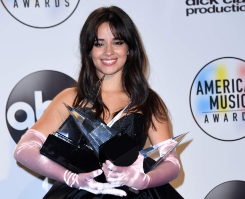 Taylor Swift y Camila Cabello reinan en los American Music Awards 2018