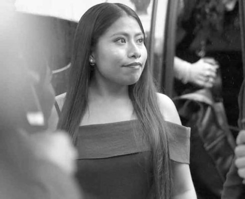 Cuestionan el éxito de Yalitza Aparicio