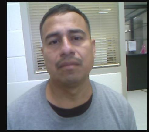 ICE captura a hondureño acusado de abusar y embarazar a su hermana en Texas
