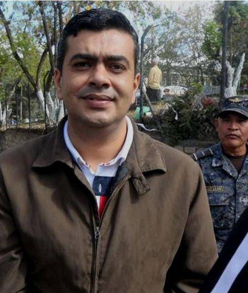 <b>Arnaldo Urbina Soto:</b> El Cachiro acusó a que el hermano de Arnaldo Urbina, le había contado que Arnaldo estaba preocupado y enojado porque JOH le dijo que no volviera a postularse como alcalde porque Arnaldo ya estaba en la mira como narcotraficante.