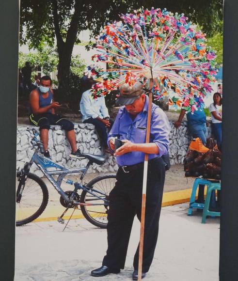 <b>Rehilete de tradiciones</b>Rosa María Alger Pineda