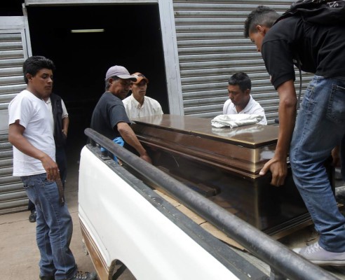 Malvivientes asesinan en su vivienda a esposos