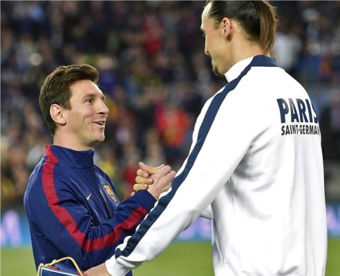 El efusivo saludo entre Messi y Zlatan Ibrahimovic