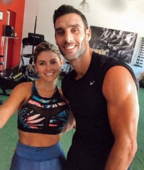 El futbolista argentino y su pareja mantienen su figura. Disfrutan de ir al gimnasio.