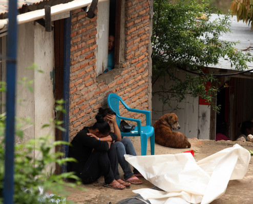 Hijo mata a su padre con una barra de hierro