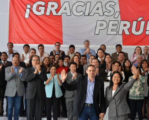 Perú: Kuczynski busca consensos y Fujimori reconoce derrota