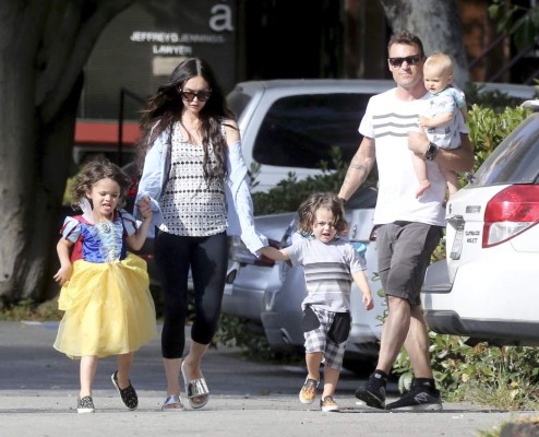 Photo Â© 2017 Backgrid/The Grosby Group*EXCLUSIVE* Malibu, May 22 2017Megan Fox and husband Brian Austin Green take there kids for some sushi in Malibu.