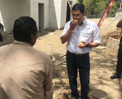 'Una naranja con JOH' la polémica en redes sociales