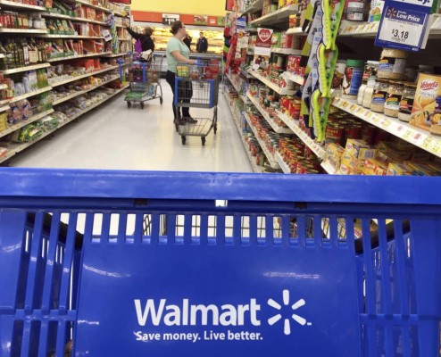 Walmart y Target son demandados por vender juguetes contaminados con plomo