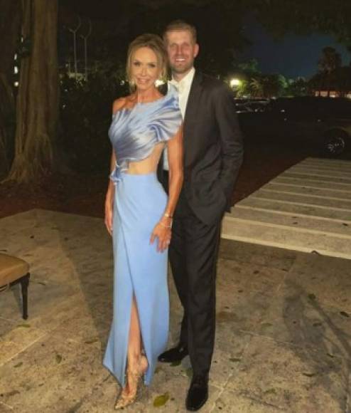 Eric Trump y su esposa, la ex periodista Lara Trump, también asistieron a la velada en Mar a Lago.