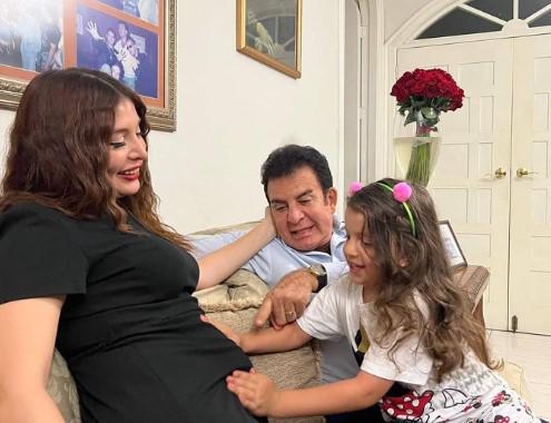 Salvador Nasralla y su esposa Iroshka Elvir esperan a su segundo hijo