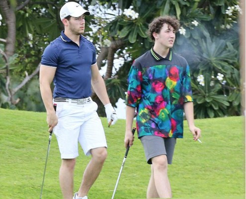 Frankie Jonas en líos por llevar marihuana