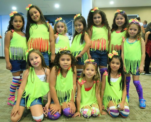 Alumnos sorprenden con un increíble 'show” de talento