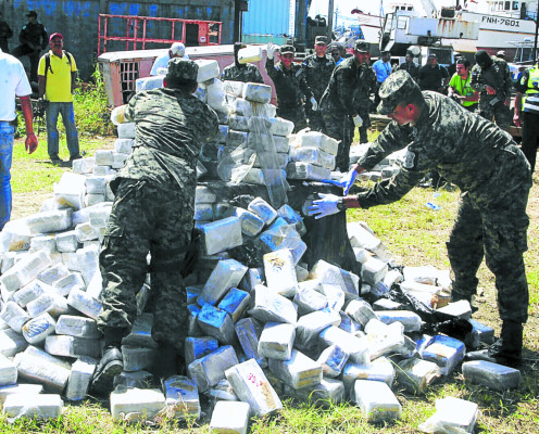 Incineran 2,098 kilos de cocaína en la Base Naval