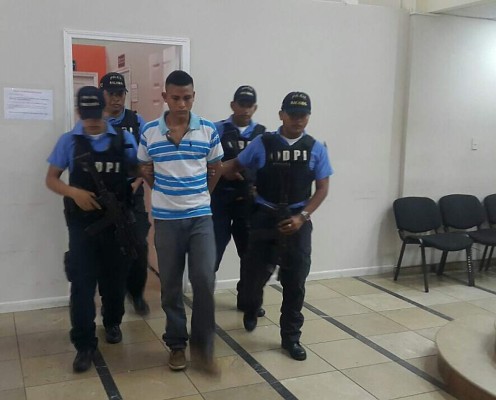 Capturan a supuesto marero con moto robada