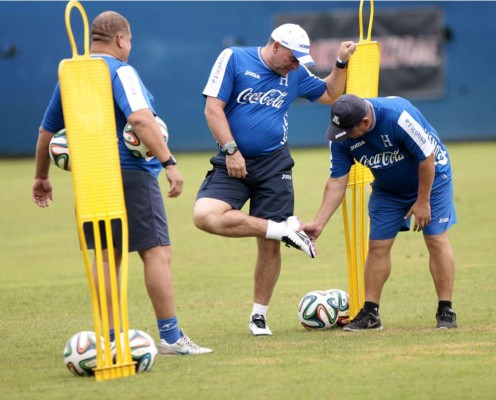 Luis Suárez advierte a los jugadores: 'No más errores. Todos marcan”