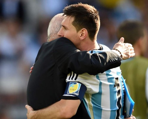 Sabella sobre el golazo de Messi: 'Ni dos arqueros la sacaban'