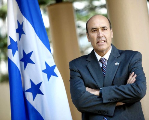 Hugo Llorens: 'Joe Biden dará prioridad al Triángulo Norte”