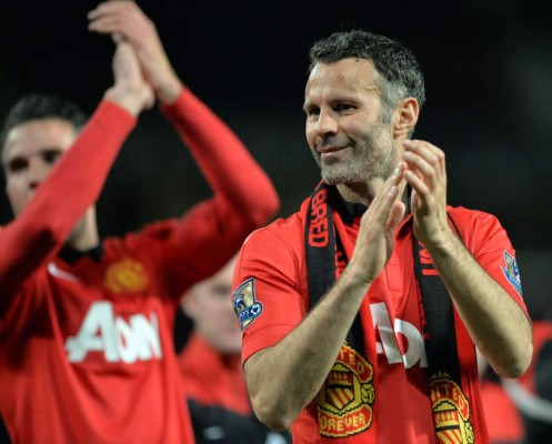 Ryan Giggs, de técnico a jugador en su despedida de Old Trafford