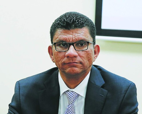 Emisores de tarjetas de crédito crecerán 2.3%