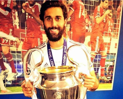 El festejo de los campeones y la descarga de tensiones de Arbeloa en las redes