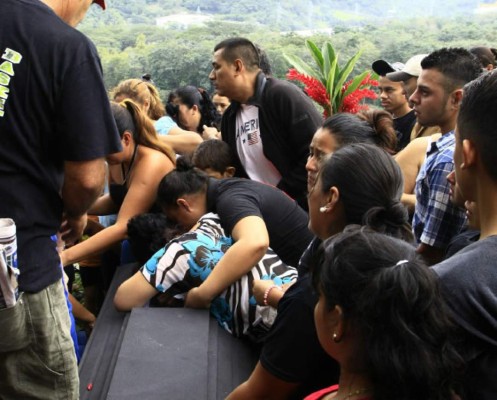 Real España ayudará a la familia de Carlos Palencia