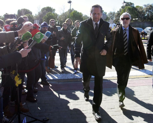 Luis Aragonés recibe un multitudinario adiós del mundo del fútbol