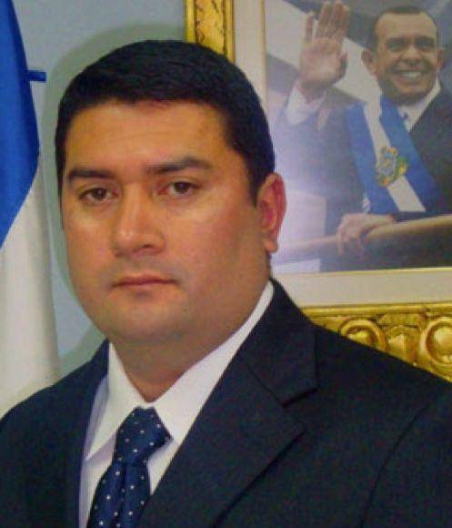 <b>Hugo Ardón:</b> Alexander Ardón aseveró que su hermano, Hugo, era quien ayudaba con las drogas. La Fiscalía también presentó una fotografía de Hugo Ardón y Juan Orlando Hernández.