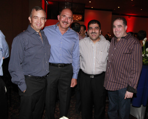 Alcalde Armando Calidonio y su familia son agasajados