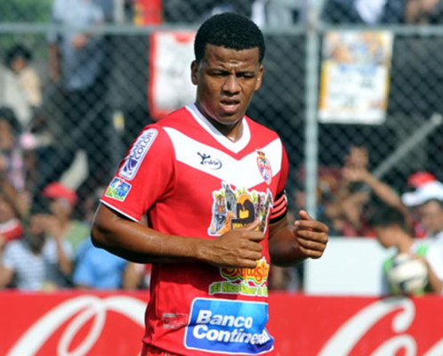 Real Sociedad recupera a su capitán Henry Clark