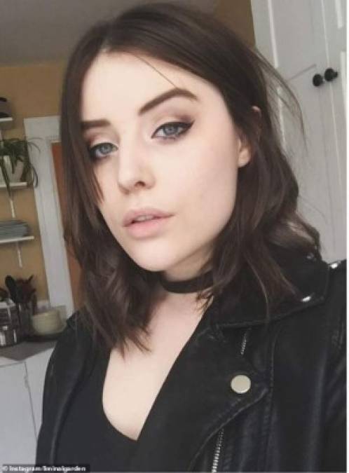 Samantha de Motnreal es otra 'bruja blanca' quien presume su estilo de vida en Instagram.