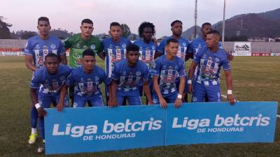 Victoria golea a la UPN y sigue en la lucha por el primer lugar