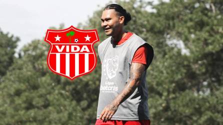 Carlos ‘Gullit‘ Peña ha entrenado al máximo para debutar pronto con el Vida de La Ceiba.