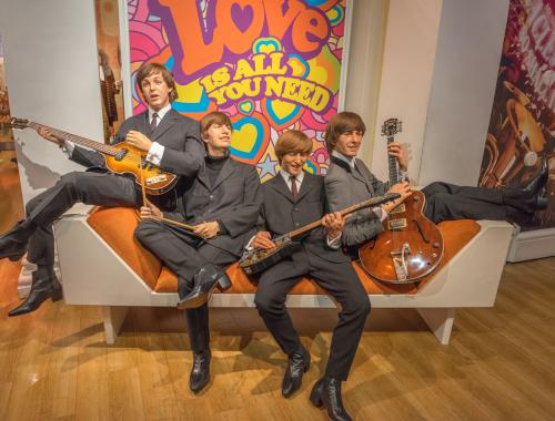 La saga sobre The Beatles abordará la crisis de Lennon en España