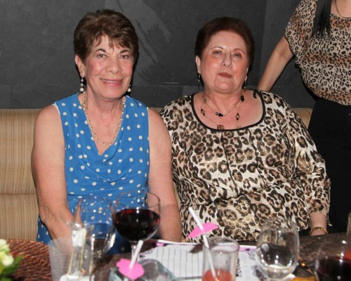 Festejo prenupcial para Alejandra Alfaro