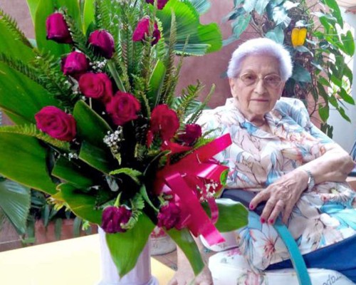 Fallece la dama sampedrana Amelia Larach de Chehade