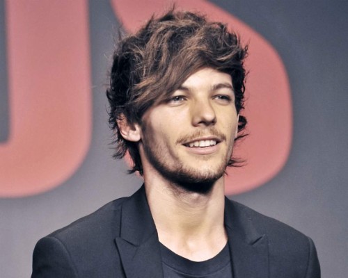 Louis Tomlinson celebra el cumpleaños de su novia