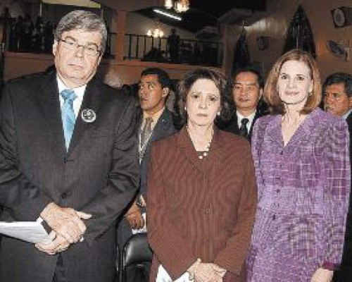 Merecido honor a una gran dama