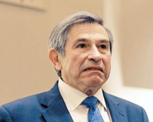 A decidir suerte de Wolfowitz