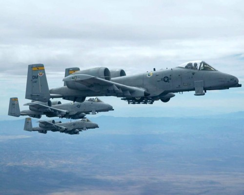 EUA despliega en Turquía cazas A-10 de ataque en tierra
