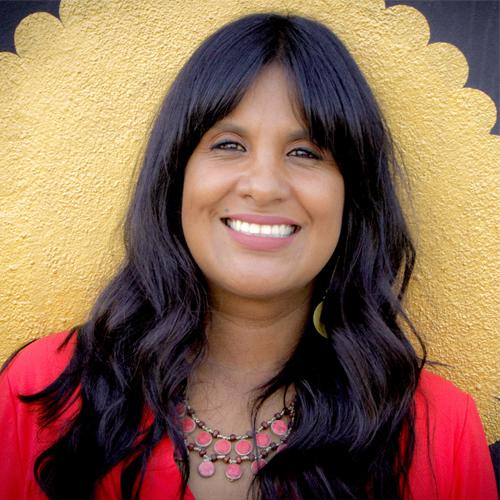 Galardonada cineasta estadounidense Anayansi Prado visita Honduras