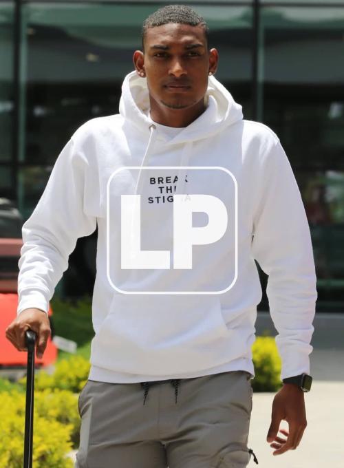 El jugador del Minnesota United llegó este domingo a Honduras para integrar la Selección que enfrentará a Argentina y Guatemala.