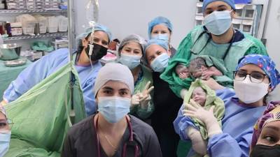 Madre de ocho niños da a luz a trillizos en el Catarino Rivas